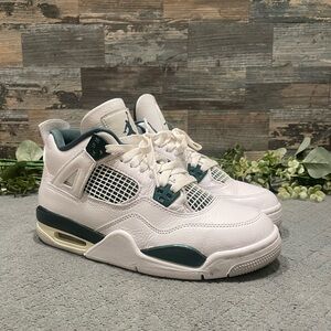 Jordan 4 Retro "Oxidized Green" Sneakers Size 7Y